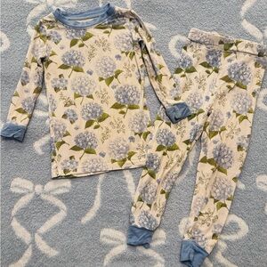 Stitchy Fish 18-24m bamboo hydrangea pajamas